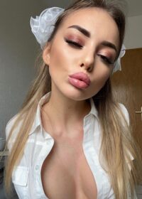 Проститутка Вероника +7(981)214-21-80 Санкт-Петербург